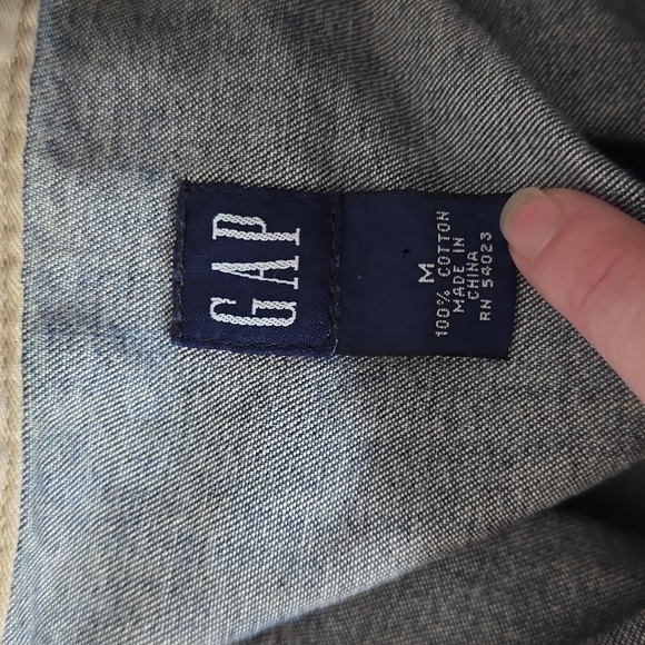 Y2K Gap Denim Jean Jacket Size Medium - Picture 5 of 7